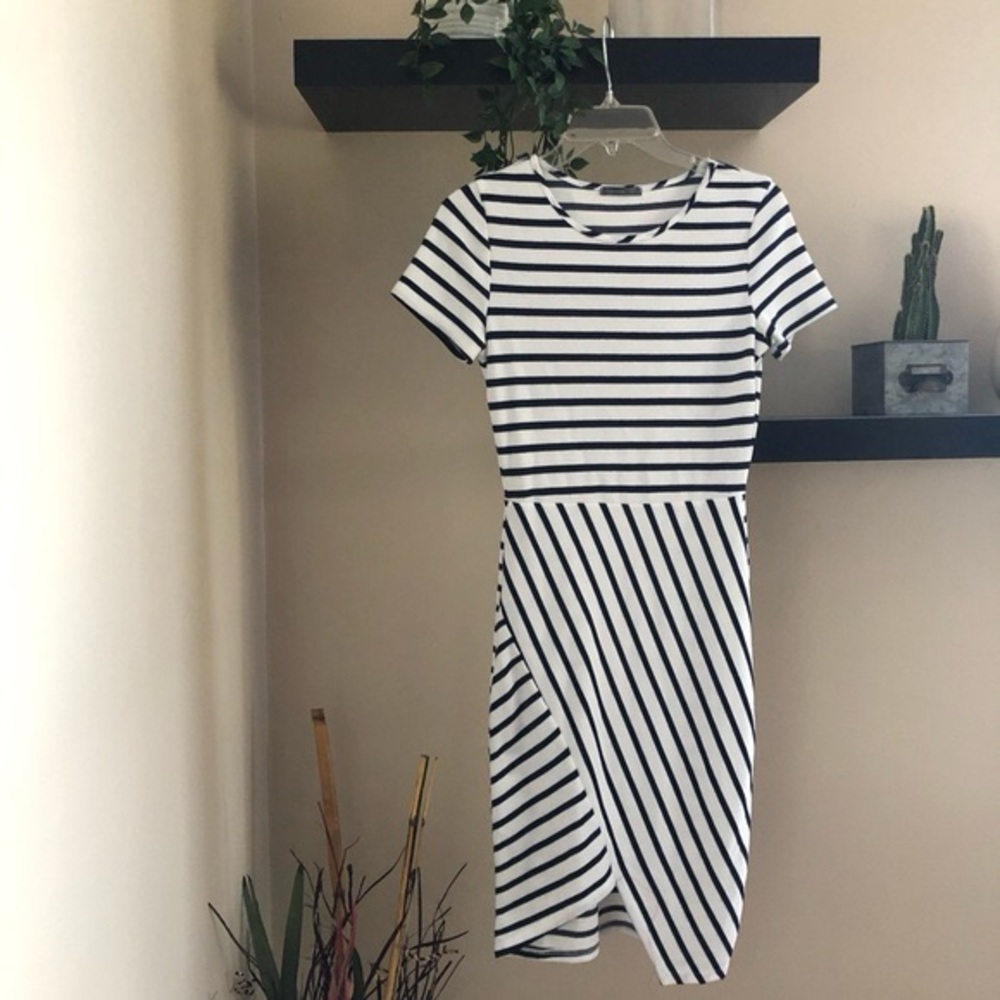 Black & White Casual Tshirt Dress